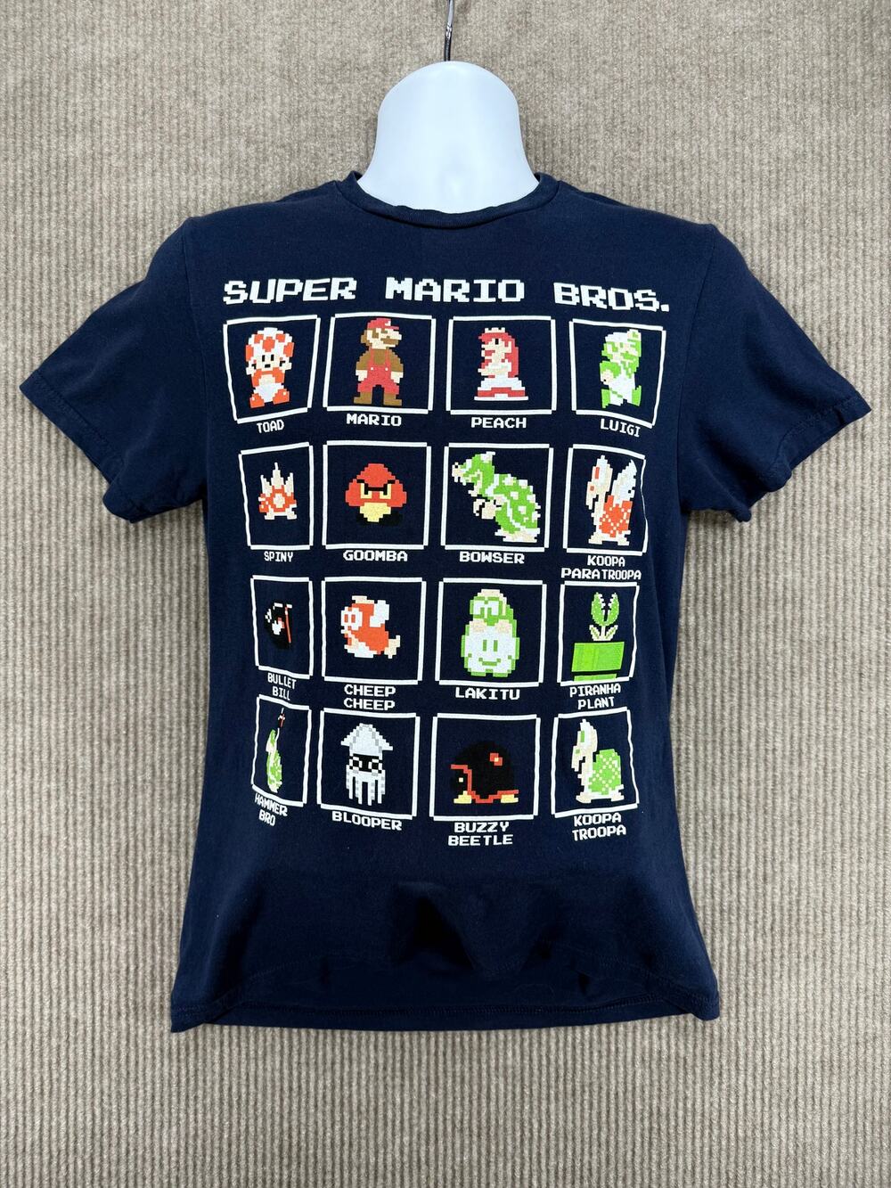 Nintendo Super Mario Bros Mens Small Character Tee